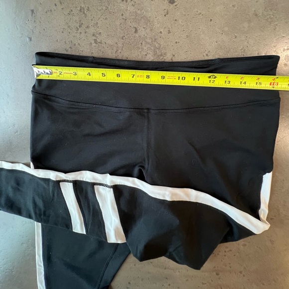 Zella leggings. Black with white trim. Size L. - Picture 6 of 6